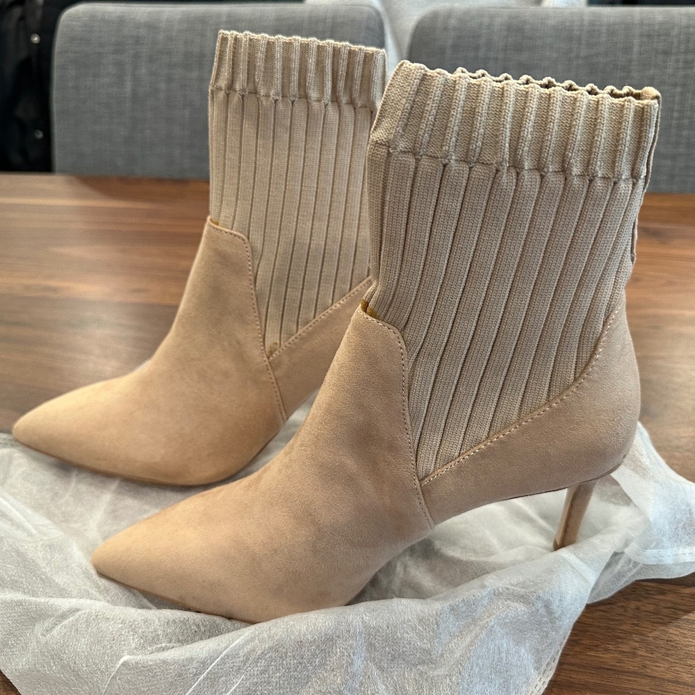 Zara Basics Pointed Toe Boots
